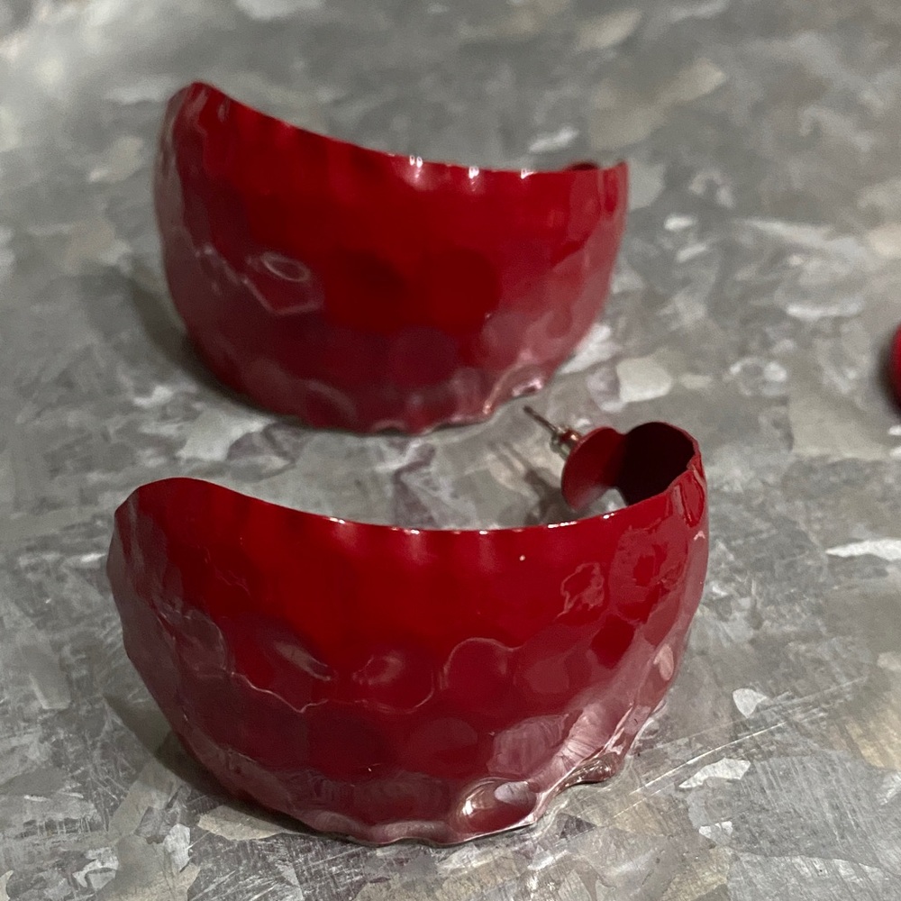 Red Earring Set - Picture 6 of 8